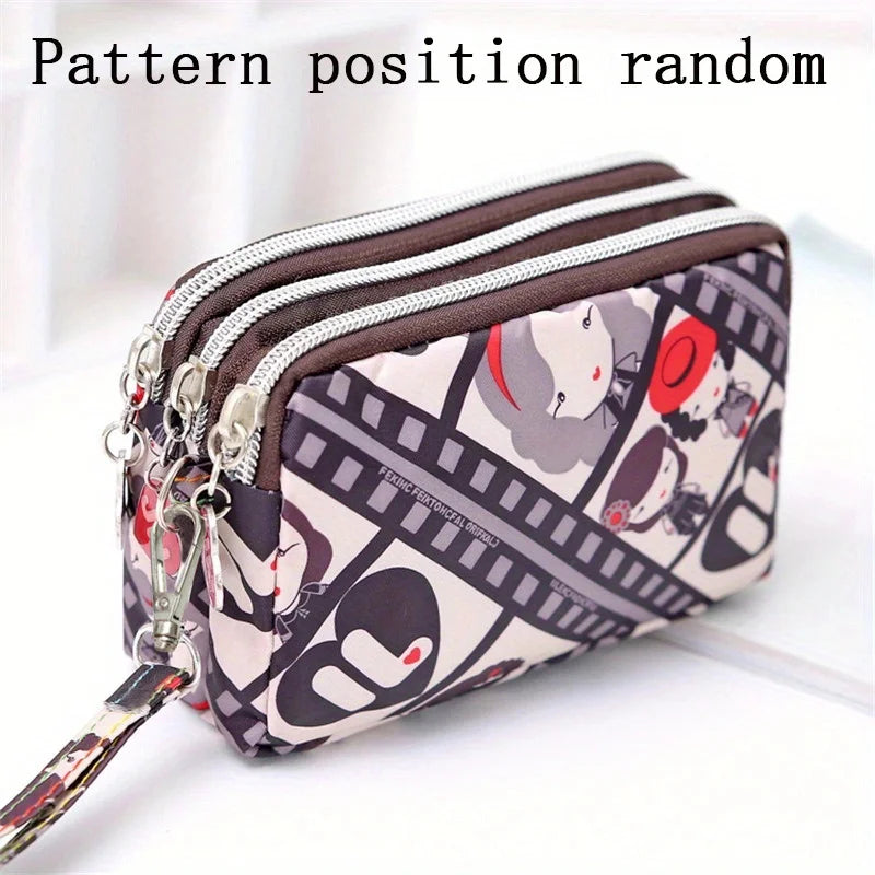 Wrist Strap Handbag – Trendy & Spacious for Daily Use