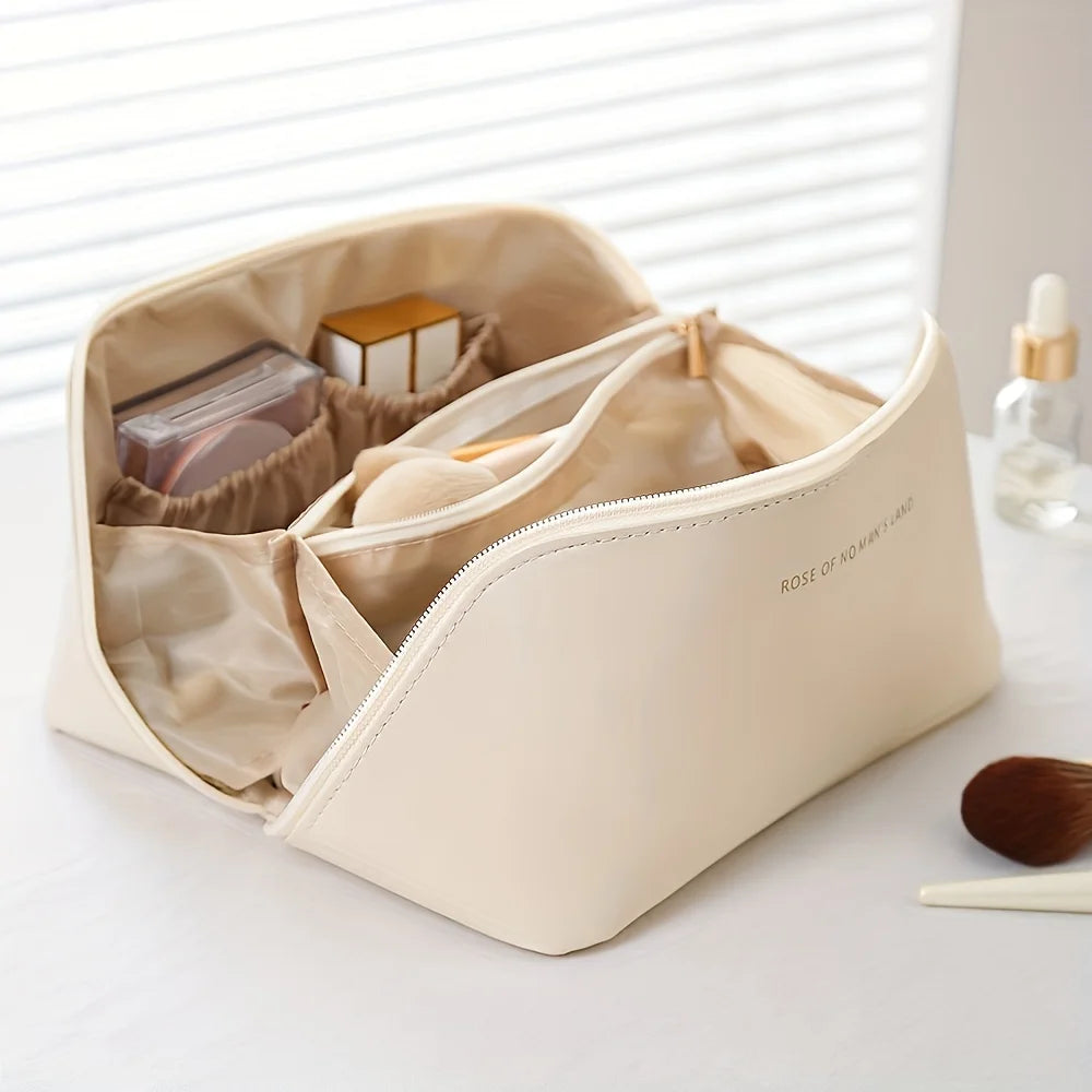 Luxury Makeup Organizer Bag – Travel-Friendly Cosmetic Case