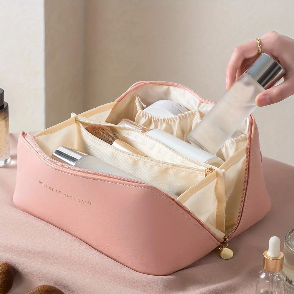 Luxury Makeup Organizer Bag – Travel-Friendly Cosmetic Case